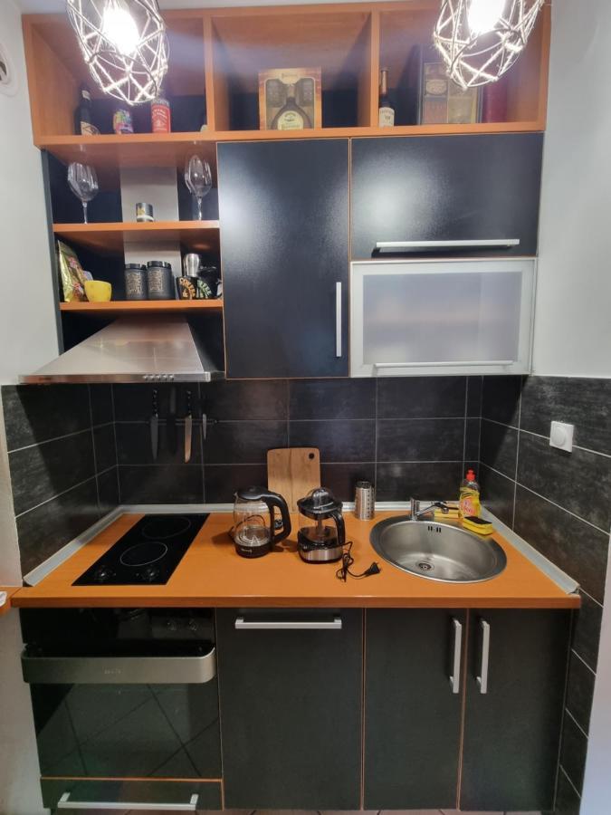 One Bedroom Centre Apartment Podgorica Luaran gambar