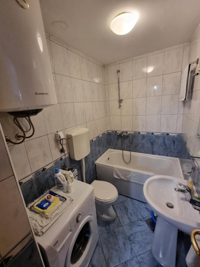 One Bedroom Centre Apartment Podgorica Luaran gambar