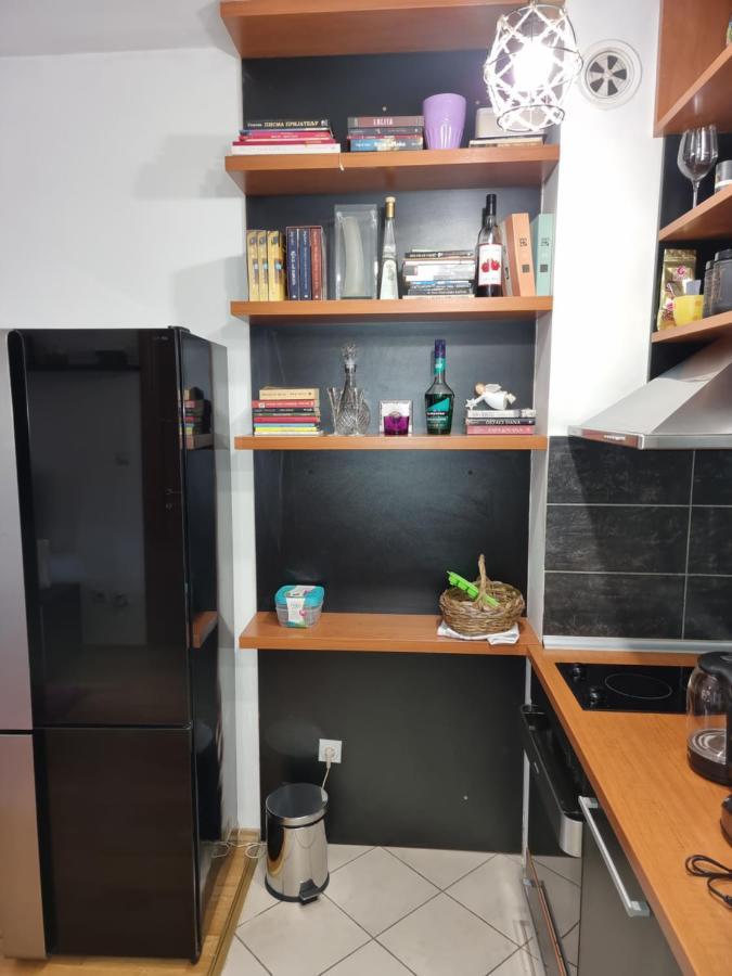 One Bedroom Centre Apartment Podgorica Luaran gambar