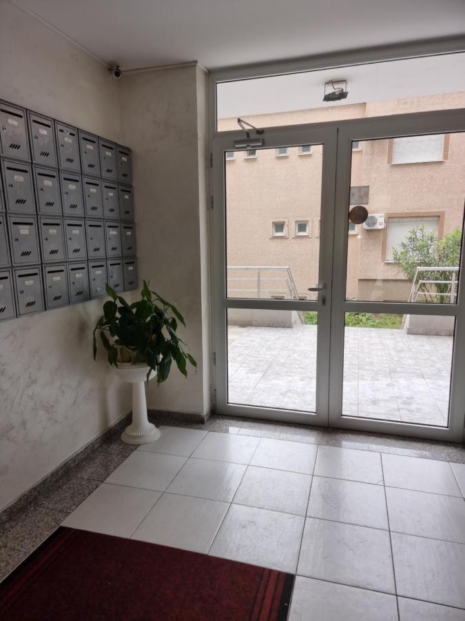 One Bedroom Centre Apartment Podgorica Luaran gambar
