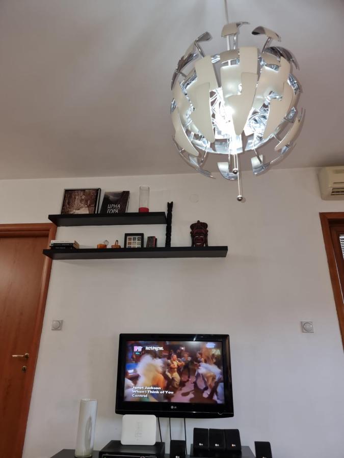 One Bedroom Centre Apartment Podgorica Luaran gambar